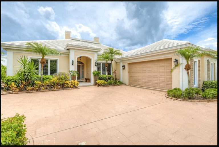 15678 whitney